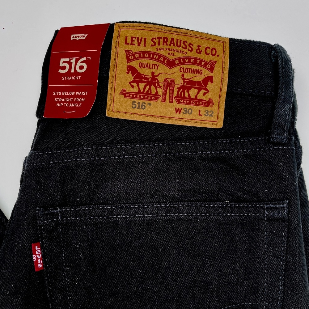 Levi's Men's Black 516 Slim Straight Jeans 30/32 NWT
